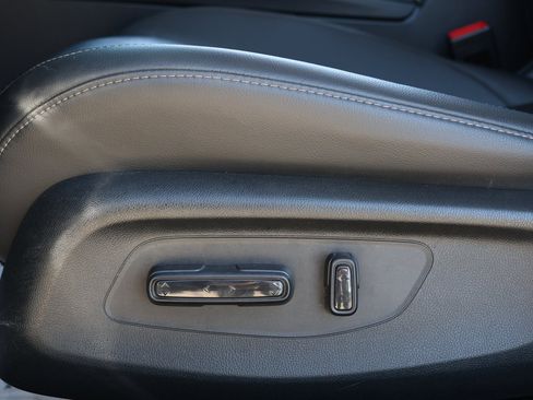 Used 2023 Honda Civic EX-L image 29