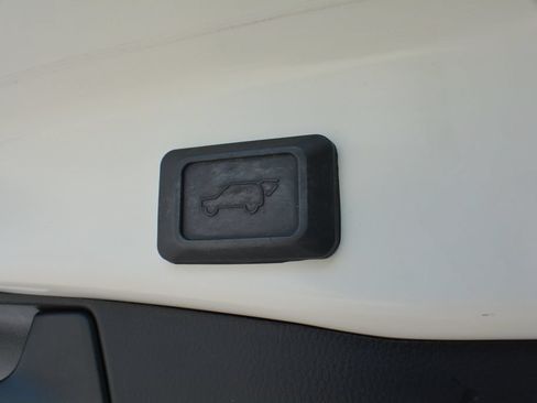 Used 2021 Toyota RAV4 XSE AWD/4WD image 26