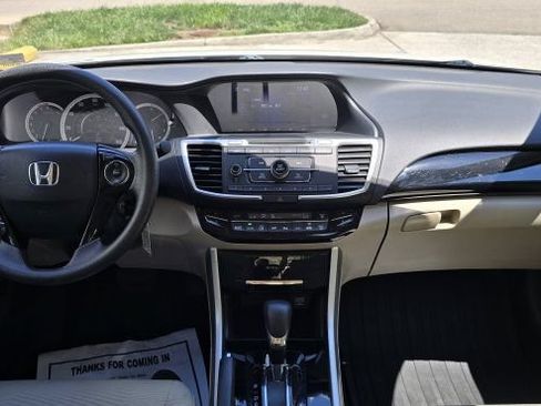 Used 2016 Honda Accord LX image 13
