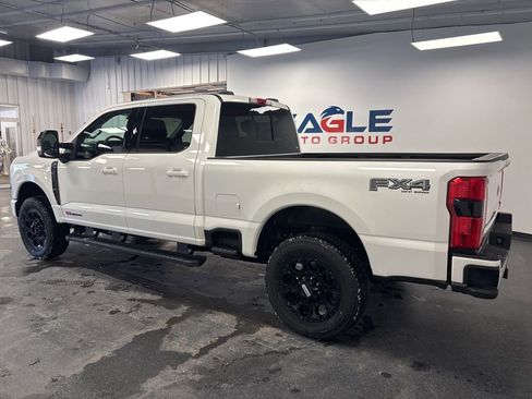 New 2026 Ford F250 Lariat w/ Black Appearance Package image 9