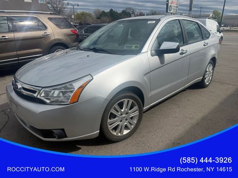 Used 2010 Ford Focus SEL FWD image 1