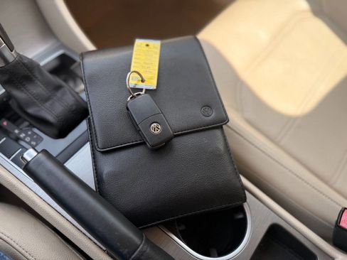 Used 2014 Volkswagen Passat TDI SE image 49