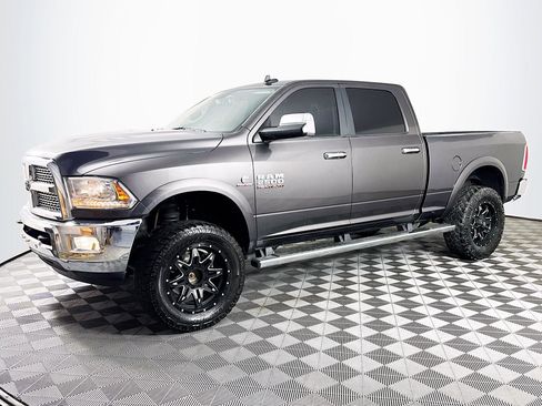 Used 2017 RAM 2500 Laramie w/ Convenience Group image 4