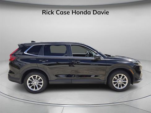 Certified 2025 Honda CR-V EX-L image 3