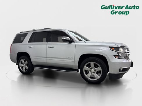 Used 2018 Chevrolet Tahoe Premier AWD/4WD image 12