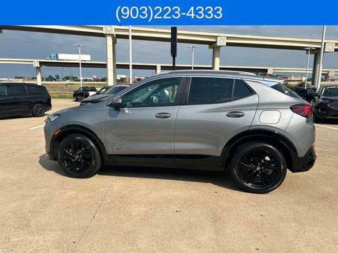 Used 2025 Buick Encore GX Sport Touring FWD image 6