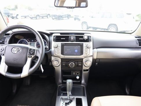 Used 2019 Toyota 4Runner SR5 Premium image 12