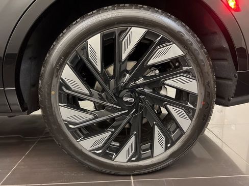 New 2026 Lincoln Nautilus Reserve w/ Jet Appearance Package image 7