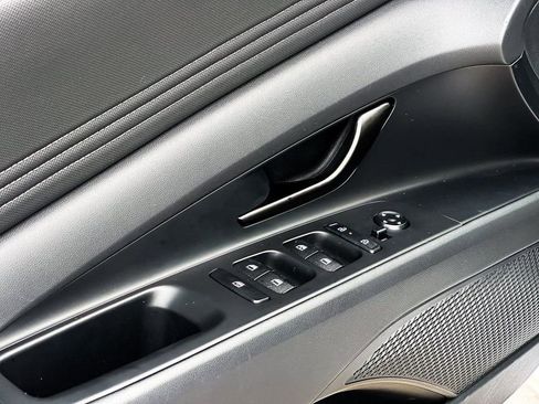 Used 2025 Hyundai Elantra Sport w/ Cargo Package image 14