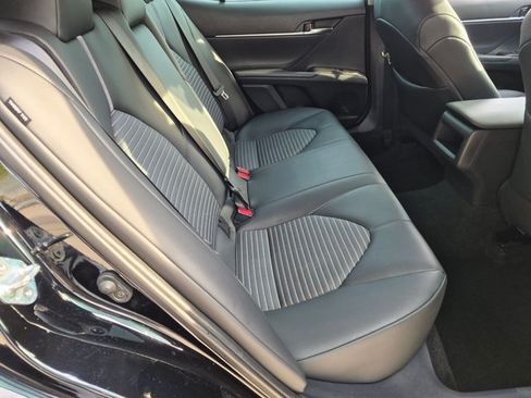Used 2024 Toyota Camry SE FWD image 17