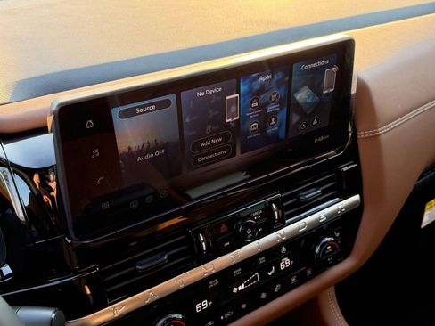 New 2026 Nissan Pathfinder Platinum w/ Cargo Package FWD image 27