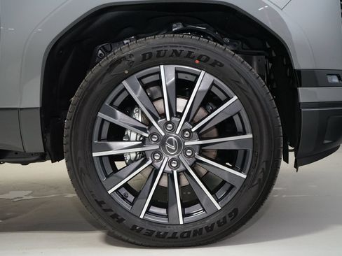 Used 2026 Lexus GX 550 w/ Accessory Package (31) AWD/4WD image 28