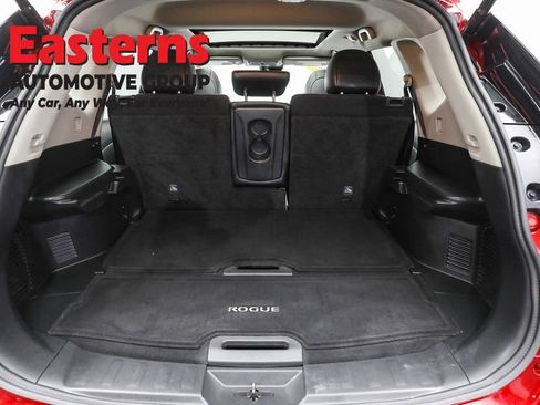 Used 2020 Nissan Rogue SL w/ Premium Package image 9