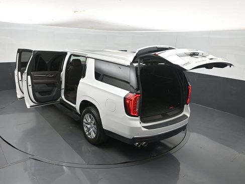 Used 2022 GMC Yukon XL Denali AWD/4WD image 62