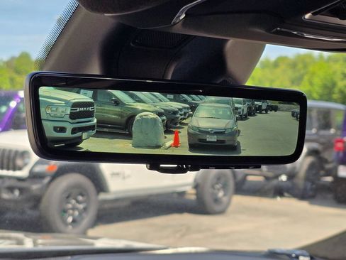 New 2026 Jeep Grand Cherokee L Summit AWD/4WD image 9