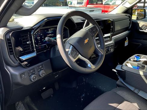 New 2026 Chevrolet Silverado 1500 LT image 9
