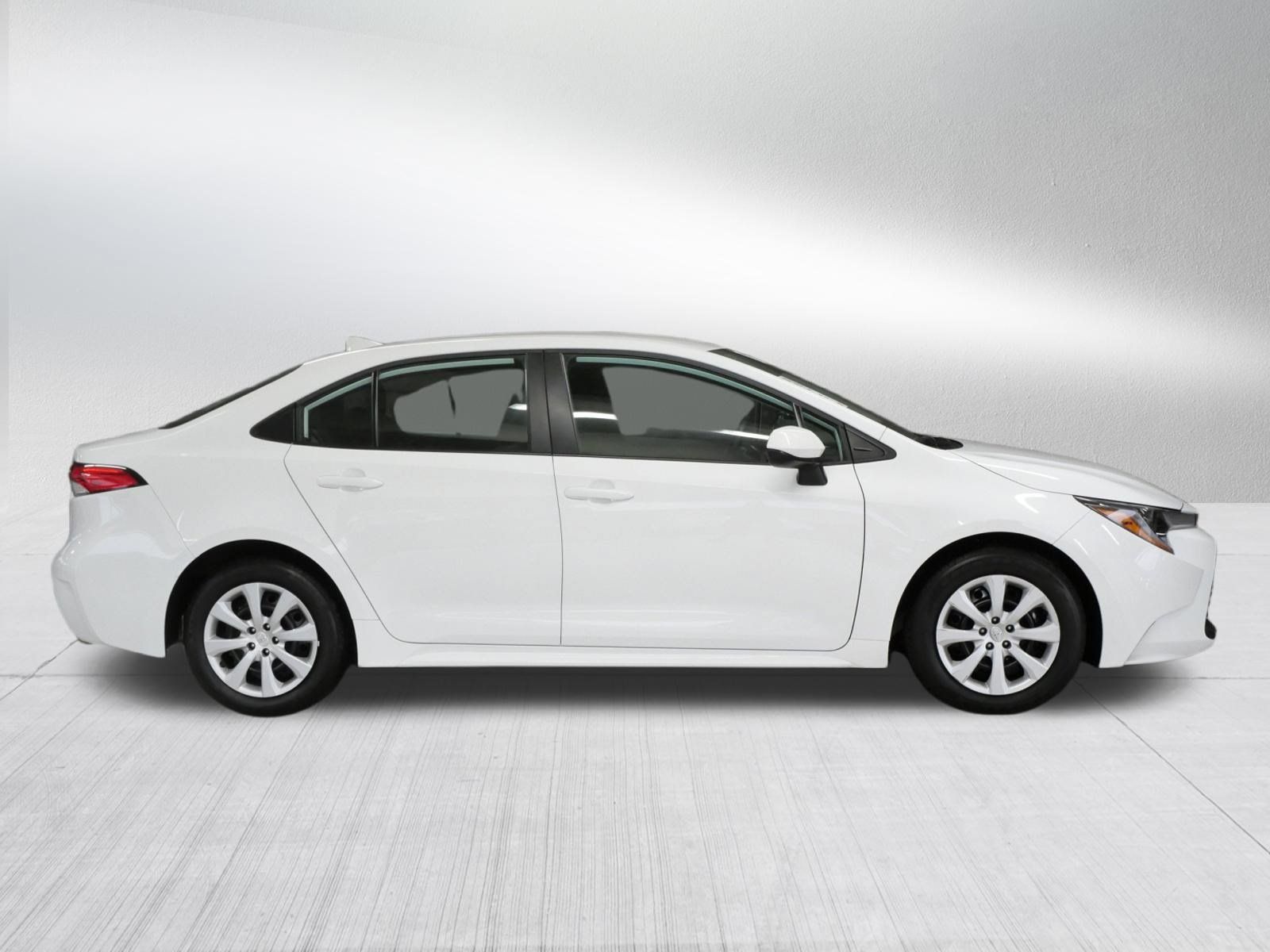 Certified 2025 Toyota Corolla LE FWD image 9