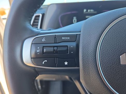 Used 2023 Kia Sportage EX image 22