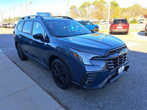 Certified 2025 Subaru Ascent Onyx Edition image 9