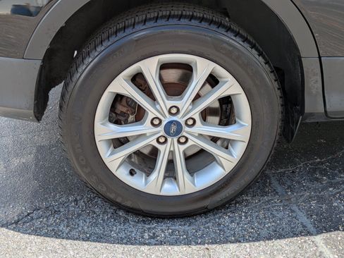 Used 2019 Ford Escape SEL FWD image 8