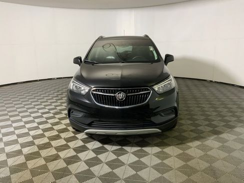 Used 2022 Buick Encore Preferred image 3