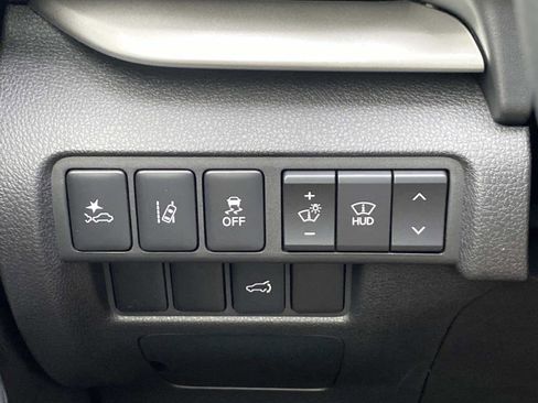 New 2026 Mitsubishi Eclipse Cross SEL AWD/4WD image 17