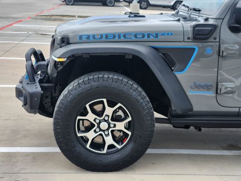 Used 2023 Jeep Wrangler Unlimited Rubicon 4xe AWD/4WD image 10