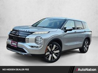 Used 2026 Mitsubishi Outlander SE FWD video 1