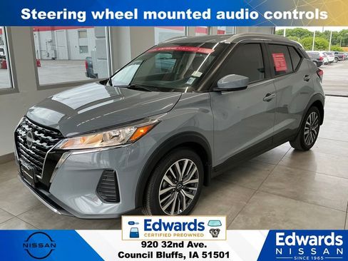 Used 2023 Nissan Kicks SV FWD image 5