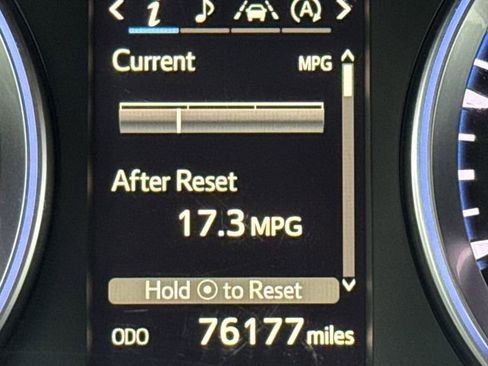 Used 2017 Toyota Highlander SE AWD/4WD image 30