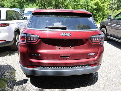 Used 2021 Jeep Compass Latitude w/ Convenience Group AWD/4WD image 4