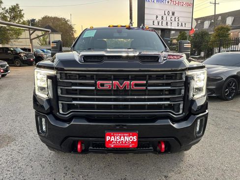 Used 2022 GMC Sierra 2500 AT4 AWD/4WD image 3