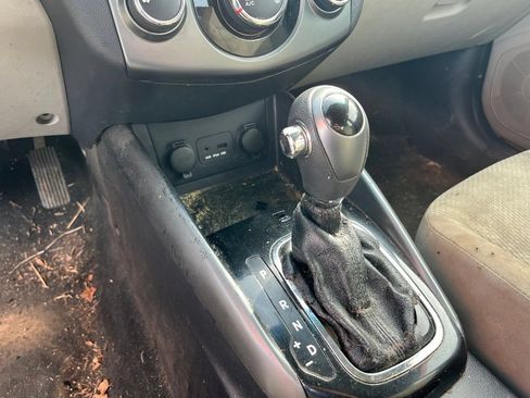 Used 2013 Kia Forte EX FWD image 16