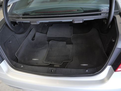 Used 2014 Mercedes-Benz E 350 4MATIC Sedan image 18