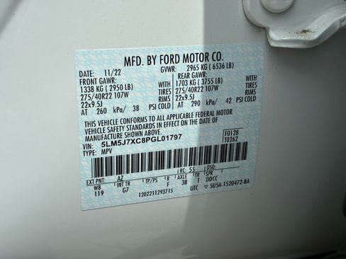 Used 2023 Lincoln Aviator Reserve w/ Equipment Group 201A AWD/4WD image 35