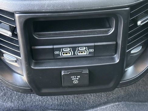 Used 2025 RAM 1500 Big Horn AWD/4WD image 28