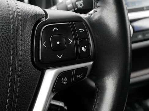 Used 2018 Toyota Highlander Limited AWD/4WD image 26
