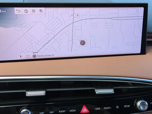 New 2026 Genesis GV70 2.5T Advanced AWD/4WD image 17