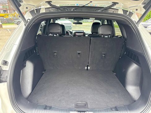Used 2024 Ford Escape ST-Line w/ Tech Pack #1 AWD/4WD image 22
