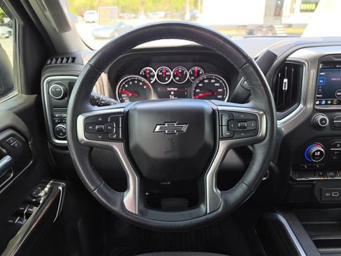 Used 2022 Chevrolet Silverado 1500 RST RWD image 16