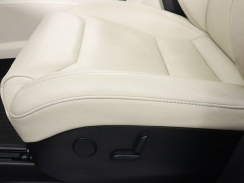 Used 2018 Tesla Model X 75D image 26