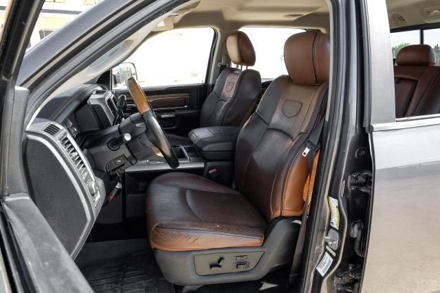 Used 2014 RAM 3500 Laramie Longhorn w/ Convenience Group AWD/4WD image 4
