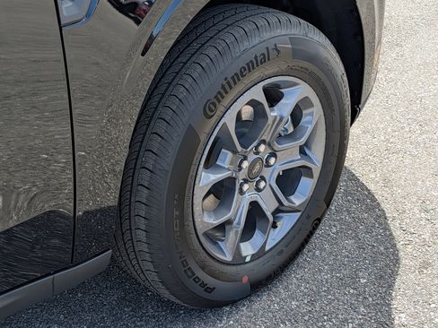 New 2026 Ford Maverick XLT image 13