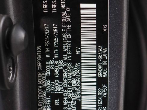 Used 2023 Toyota 4Runner SR5 Premium w/ Moonroof Package image 38