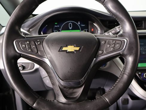 Used 2017 Chevrolet Bolt LT image 3