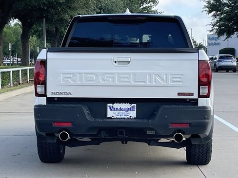 Used 2024 Honda Ridgeline TrailSport image 5