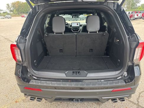 Used 2025 Ford Explorer ST image 22