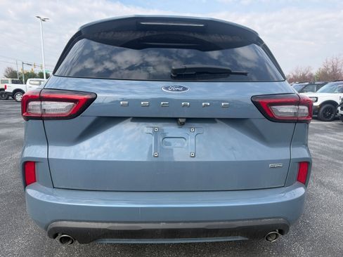 Used 2024 Ford Escape ST-Line w/ Equipment Group 301A image 4