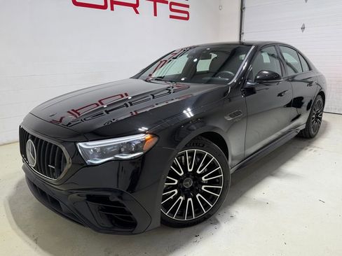 Used 2025 Mercedes-Benz E 53 AMG e 4MATIC Sedan w/ Driver Assistance Package image 2