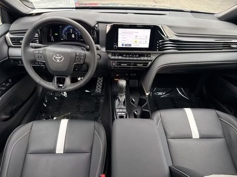 Used 2026 Toyota Camry SE w/ Convenience Package AWD/4WD image 29